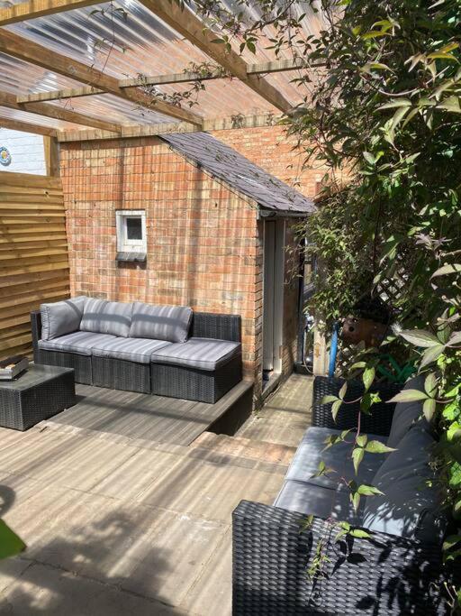 Duck Terrace With Gym Duckling Stays Kibworth Harcourt Exteriör bild